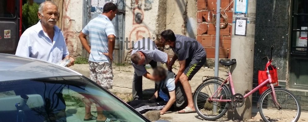 Bujanoc: Për pak të vdesë në rrugë, qytetarët i dalin në ndihmë (foto)