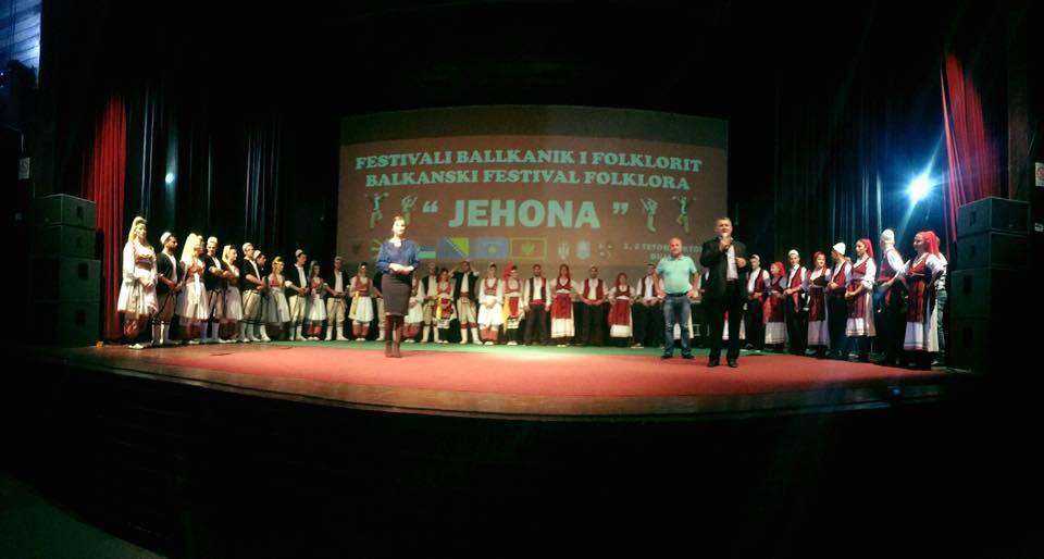 Përfundoi festivali balkanik "Jehona" në Bujanoc, shpalosja e flamurit të Kosovës risia e aktivitetit (foto)