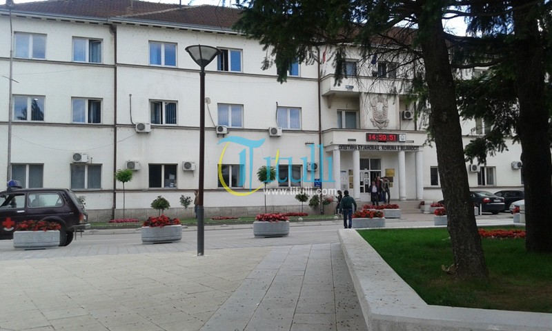 Punëtorëve të administratës komunale të Bujanocit u rritet pagesa për 4 mijë dinarë
