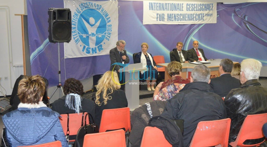Profesor Kodra vjen nga Amerika në konferencën për të drejtat e njeriut në Preshevë (foto&video)