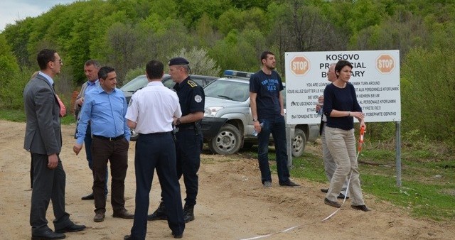 Kamenica nisë punët për hapjen e kufirit me Medvegjën (Foto)