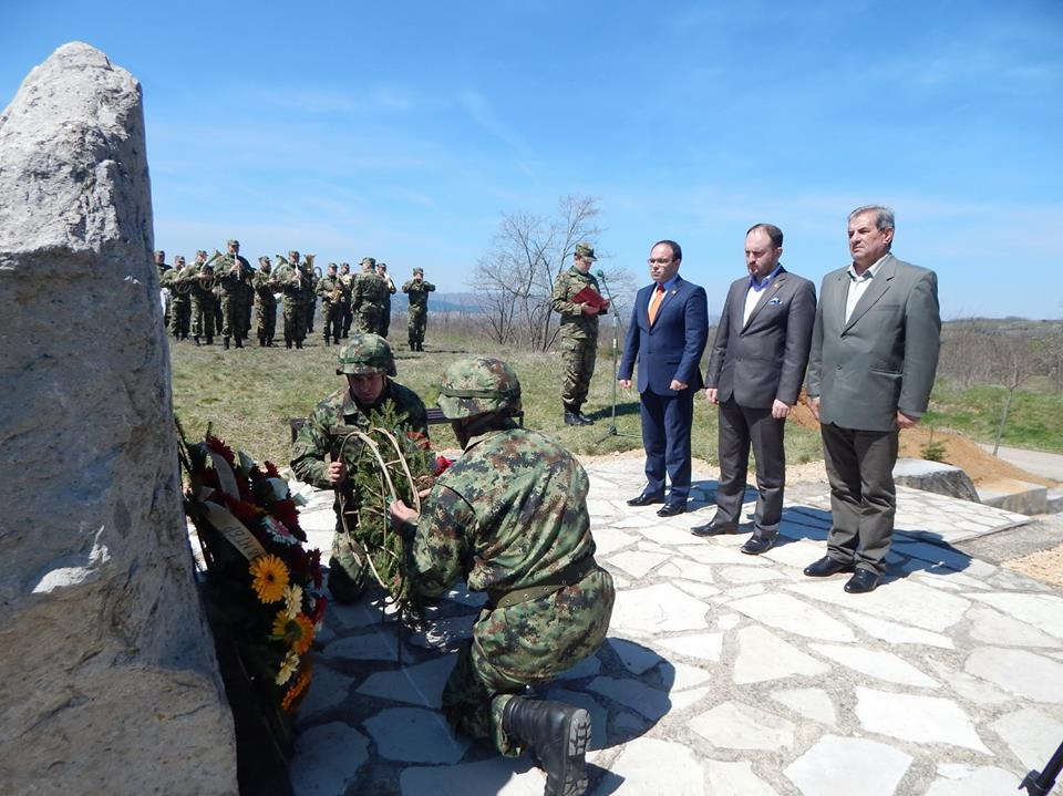 Sa ushtarë serbë humbën jetën në Leran nga bombardimet e NATO-s? (Foto)