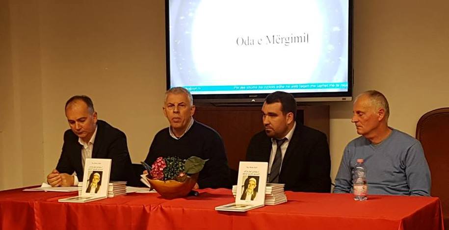 Mevludin Xhelili promovon librin "Jeta dhe vepra e hafez Nazmi Avdiut" nga komuna e Bujanocit (video)