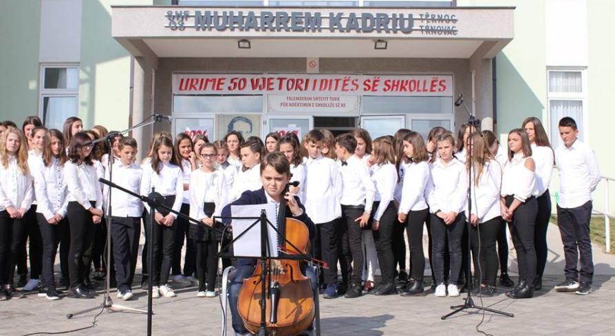 U shënua 50 vjetori i shkollës "Muharrem Kadriu" në Tërnoc
