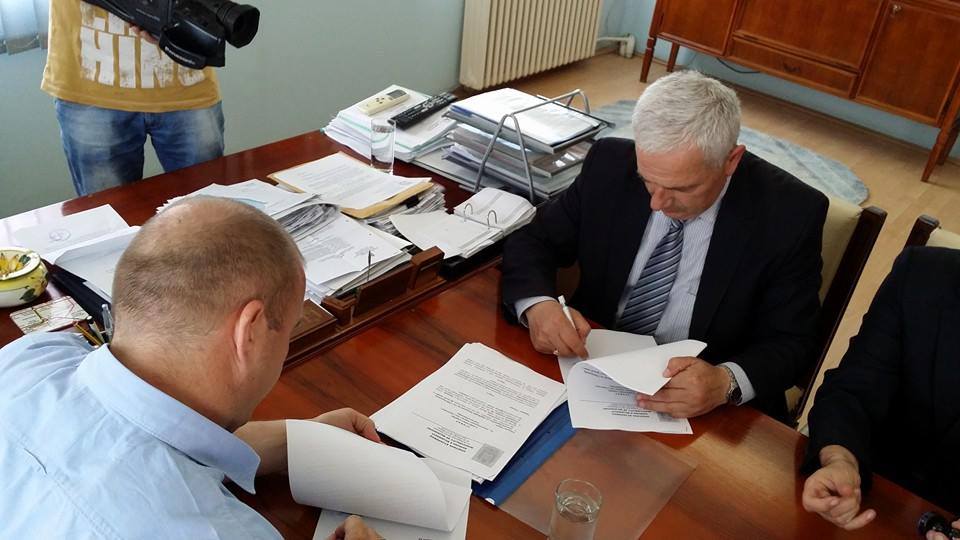 Nënshkruhet kontrata për ndërtimin e sheshit "Karagjorgje Petroviq" (foto)
