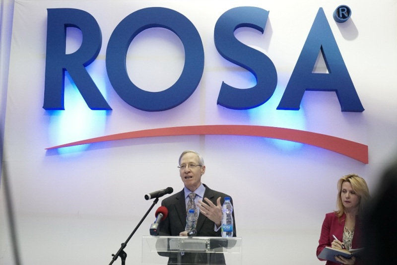 "Rosa" shënon 10 vjetorin me ambasadorin e SHBA-së Michael D. Kirby (Foto & Video)