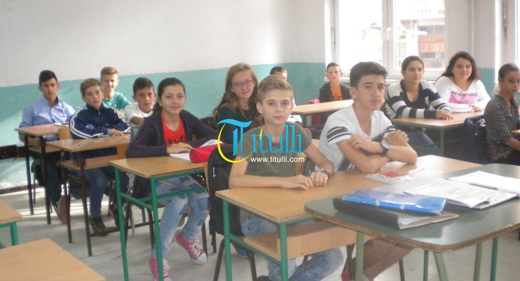 Shkolla fillore "Selami Hallaçi" në Rahovicë, cila gjuhë është ma e vështirë të mësohet? (foto)