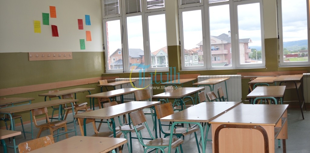 Shuhen 4 paralele shqipe në shkollën e mesme në Bujanoc