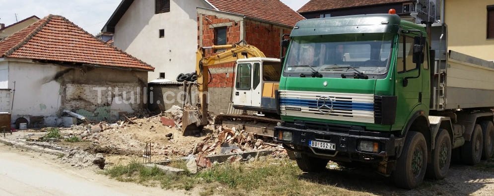 Rrënohet shtëpia e djegur e familjes Musliu (foto)