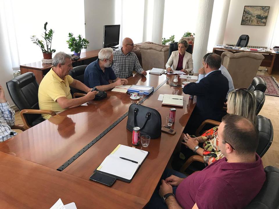Presheva përgatitet për rekonstruimin e tre shkollave