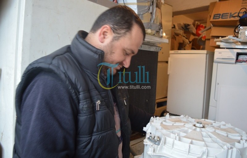 Mjeshtri i teknikës së bardhë në Bujanoc që pushon vetëm dhjetë ditë në vit (Foto&Video)