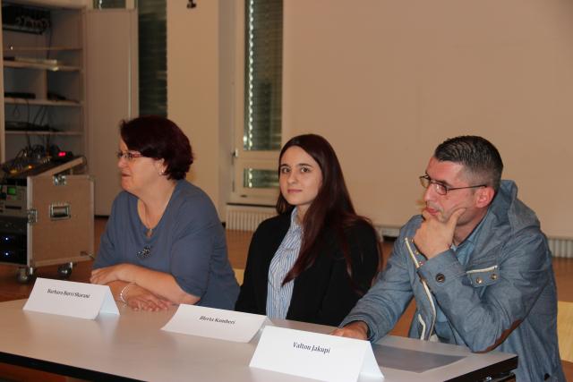 "Jeta në mes të dy kulturave", tryezë në Zvicër me panelistë, regjisorin nga Tërnoci (foto)