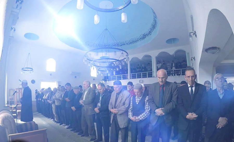 Lugina feston ditën e parë të Fitër Bajramit