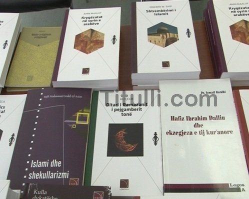 Shtëpia botuese “Logos A” i dhuron libra bibliotekës së Preshevës (foto)