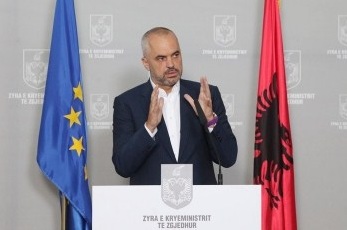Arifi uron qeverinë e re të Shqipërisë