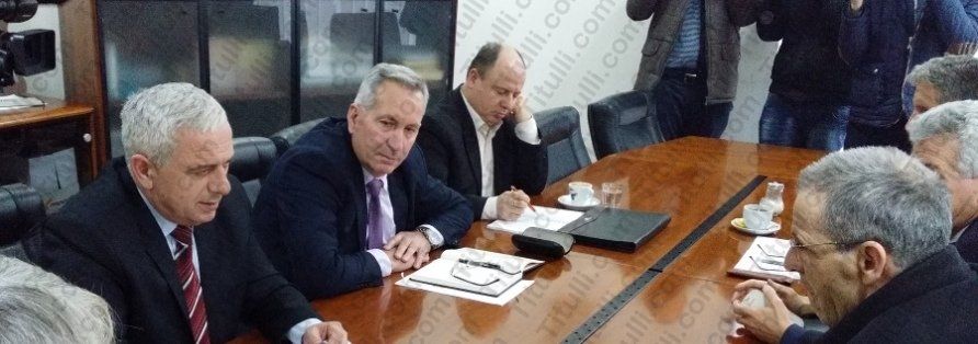 Liderët nuk vendosën, takimi shtyhet për të shtunën, ja arsyeja? (video)