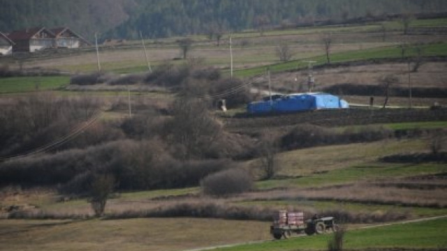 Karaçeva e Breznica, fshatrat e kontrabandës