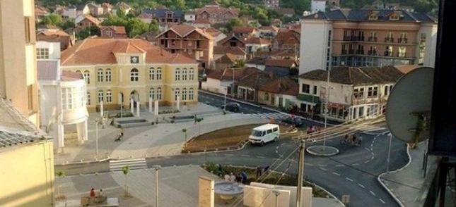 Qeveria ia jep Preshevës 50 mijë eurot e premtuara 