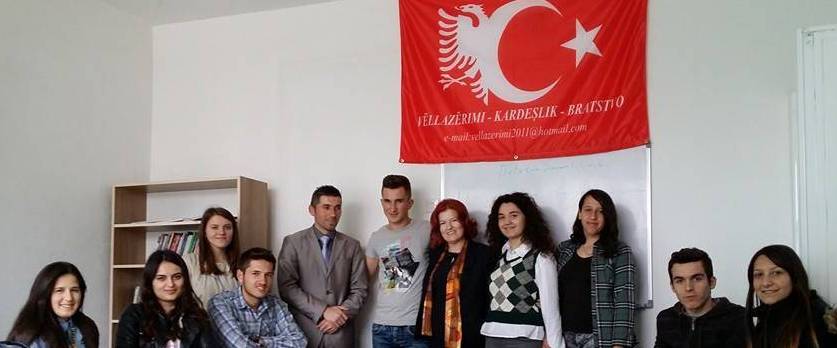 Kiymet nga Edrena e Turqisë viziton organizatën “Vëllazërimi”